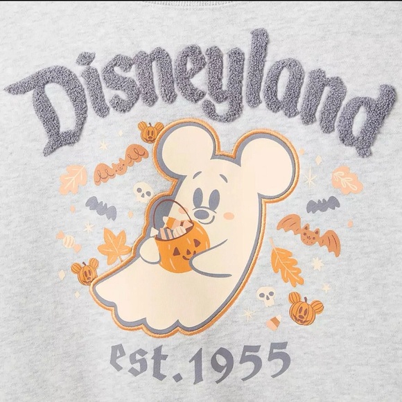Disney Gray Halloween Ghost Sweater - Picture 1 of 3